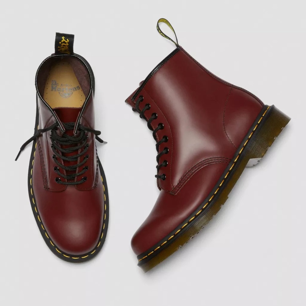 Dr. Martens 1460 Smooth Cherry